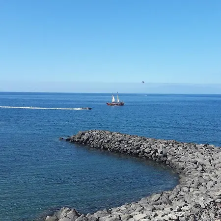 Luxury Independent Resort, Las Americas, 2 Min To The Beach 펜션 *